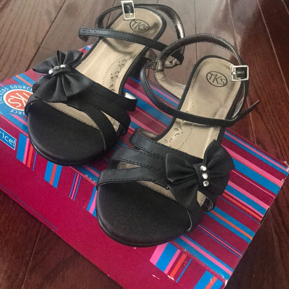 Kids Dress Shoes